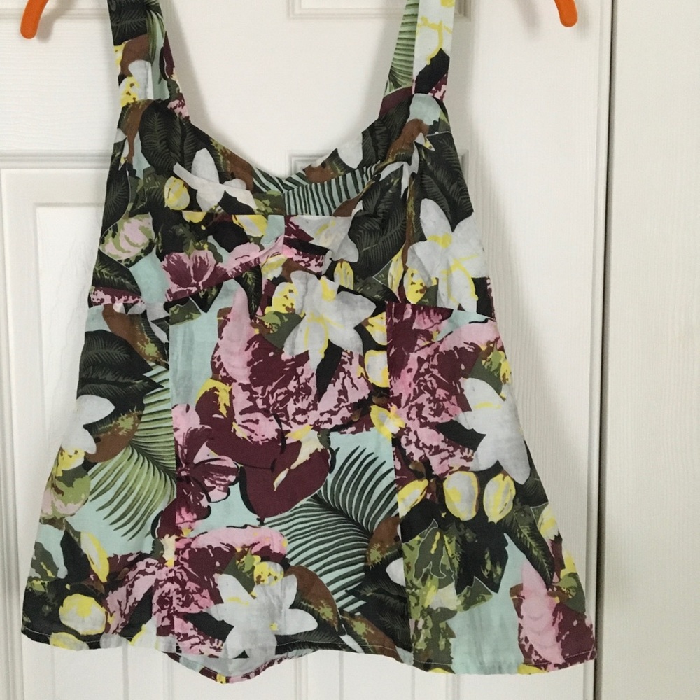 Cabi tropical top